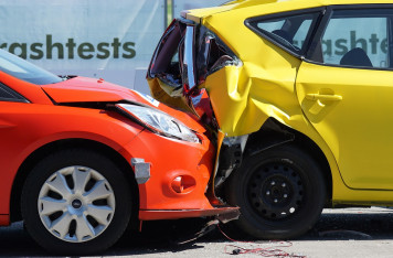 crash test collision