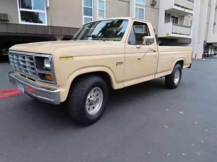 1984 Ford F-250