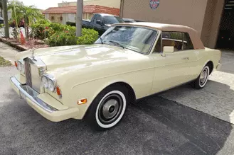 Rolls Royce Corniche